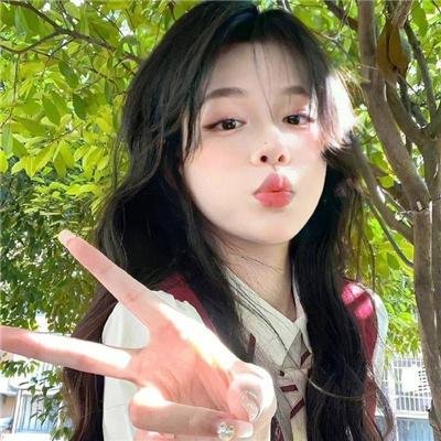 窗外有蓝天